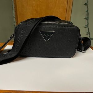 Guess Crossbody